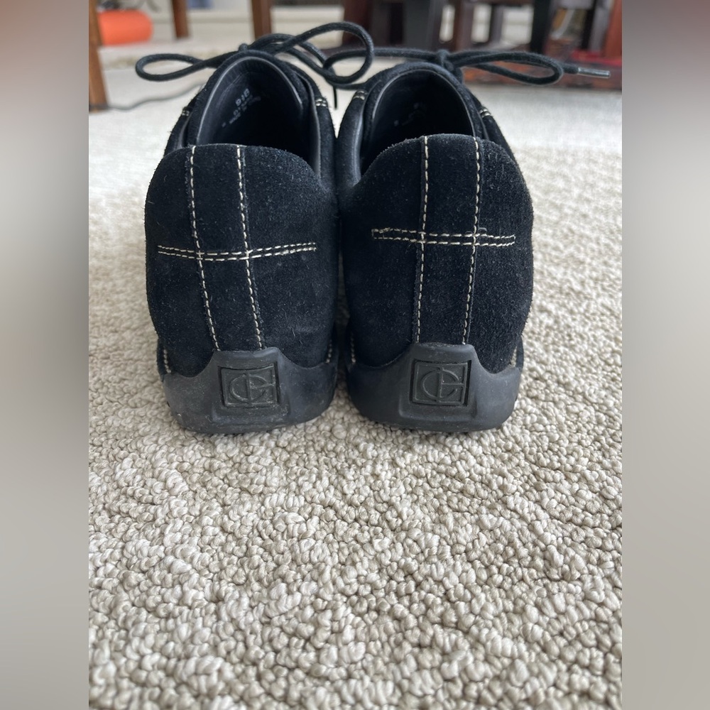 Cole Haan Country. Black suede and leather hiking short boots. Waterproof. 9 1/2 - Picture 4 of 8